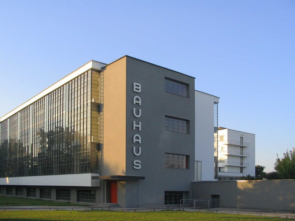 bauhaus dessau - tresmiradas media